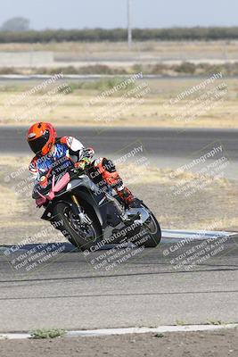 media/Sep-07-2024-Pacific Track Time (Sat) [[9bb89f5e83]]/B group/Phone Wall Papers 920am/